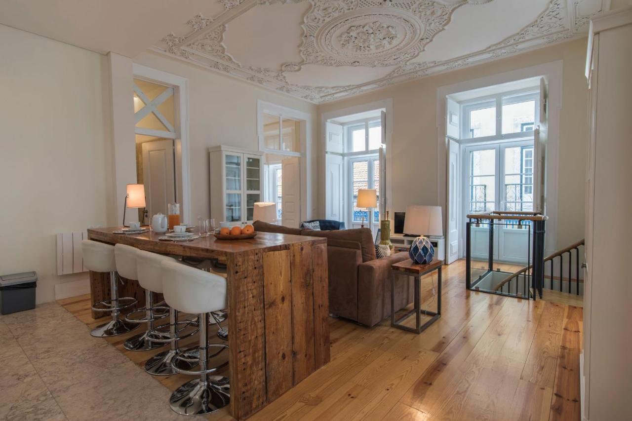 Lovelystay - Cozy Duplex In Alfama Apartament *